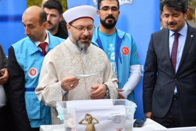 Erbaş'tan Yemen kampanyasına destek çağrısı