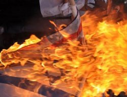 İsrail'in Gemisi Vuruldu