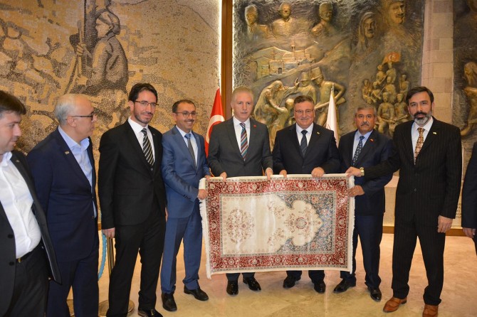 Sanayicilerle iş birliği içerisinde olacağız