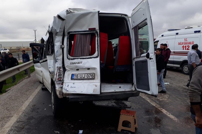 Kızıltepe-Nusaybin karayolunda kaza: 4 yaralı