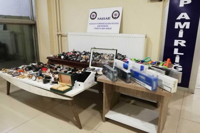 Hakkâri'de kaçakçılık operasyonu