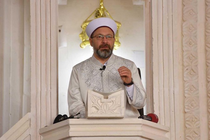 Müslümanları ayet ile uyarmak son derece tabiî bir durumdur