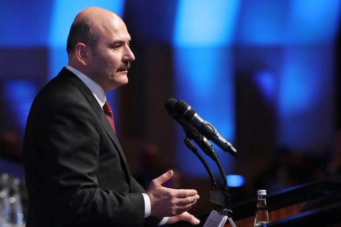 Soylu: Me 215 hezar hisabên ku Bylock bi kar anîne tespît kir