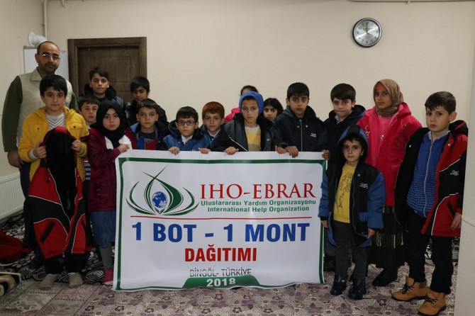 IHO-EBRAR puts smiles on orphan and poor children's face