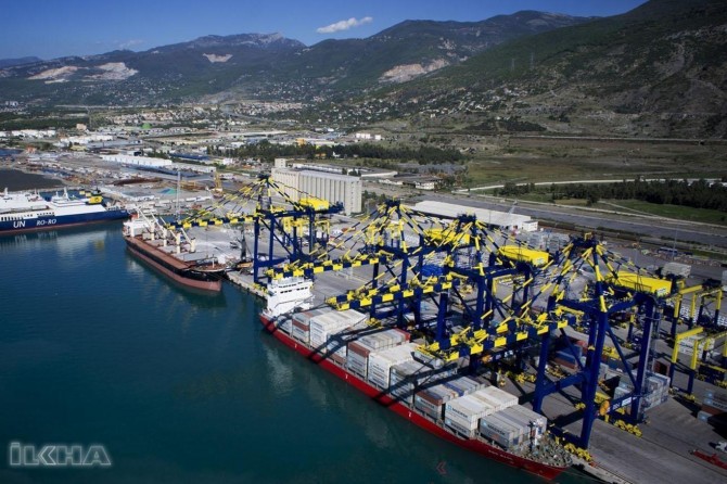 Turkiye's exports unit value decreased while import increased in October