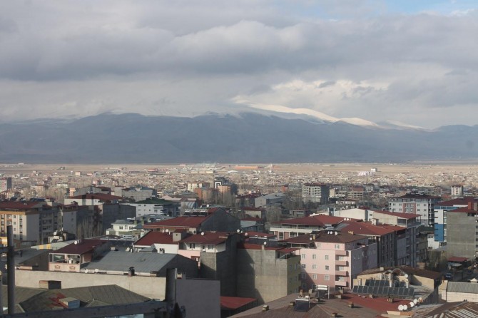 Doğubayazıt’a kış gelmedi