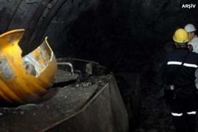 Maden ocağına kaya düştü: 11 yaralı