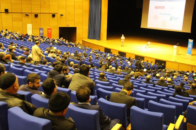 Bölgede 127 camiyi ibadet edilebilir hale getirdik