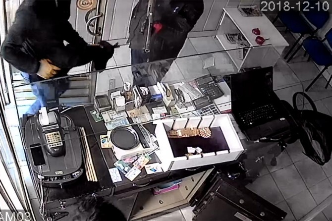 Kuyumcu soyguncuları tutuklandı