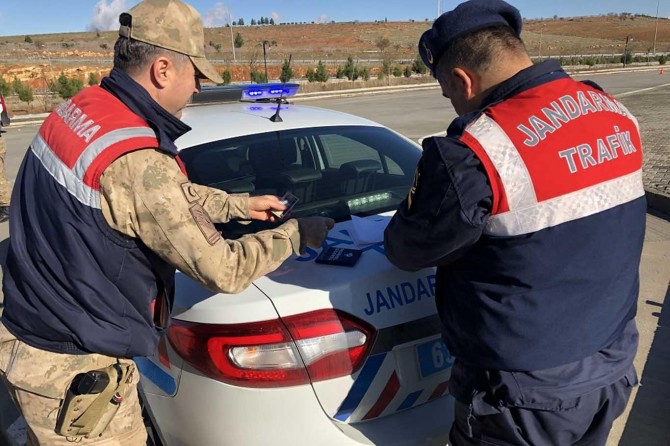 Şanlıurfa'da eş zamanlı trafik uygulaması yapıldı