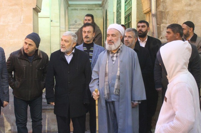 Dinimizle amel etmediğimiz müddetçe hüsrandan kurtulamayız