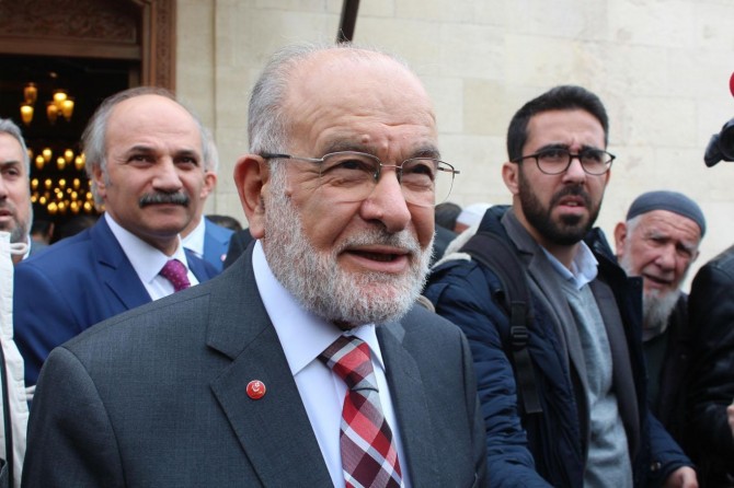 Karamollaoğlu: Yılbaşı çığırdan çıkan bir eğlence anlayışına neden oluyor