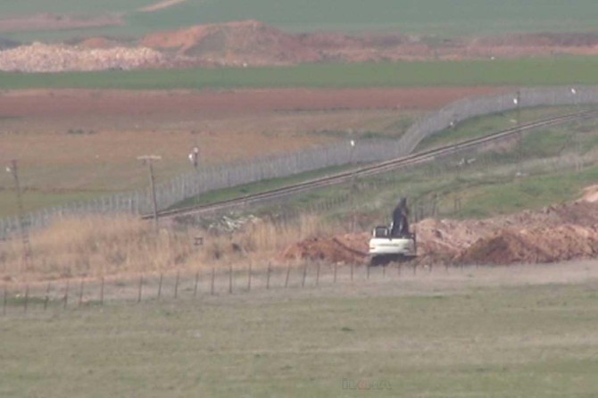 Li ber sînora Serêkanîyê xendek tên kolan