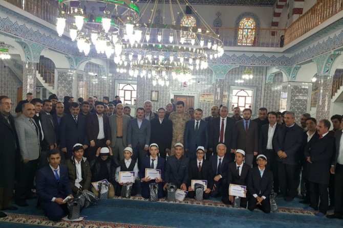 Bingöl’de Kur'an-ı Kerim'i ve ezanı güzel okuma ile hafızlık yarışması