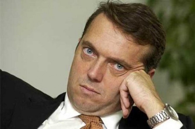 Cem Uzan 2 milyar dolarlık davayı kazandı