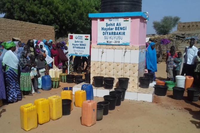 Nijer'de Ali Haydar Bengi adına su kuyusu açıldı