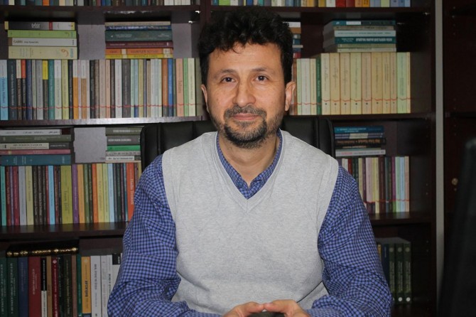 İngilizce üzerinden İslam'ı tanıtabilirsek tahrif çalışmaları etkisini yitirecektir