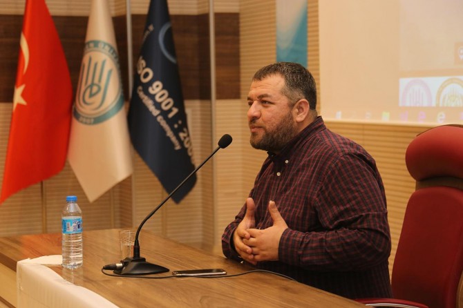 Aliya İzzetbegoviç'i Aliya yapan, ilkelerine sıkı sıkıya bağlılığıdır