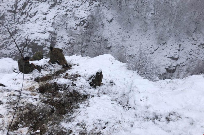 Tunceli Ovacık'ta mağara içerisindeki PKK'liler öldürüldü