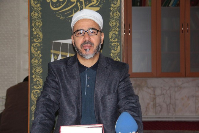 İslam dini izzetli ve şerefli bir hayatı yaşamak için yeterlidir