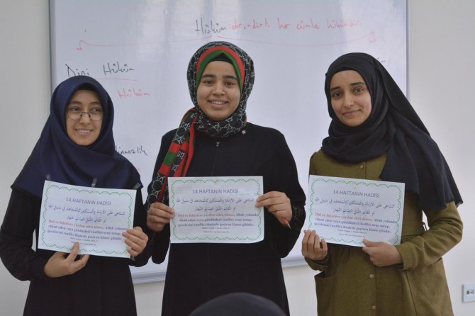 "Haftanın Hadisi" projesiyle öğrenciler hadis ezberliyor