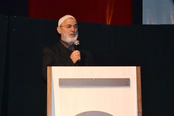 Çocuğumuz bir artisti Peygamberimizden daha fazla tanıyorsa suç bizde