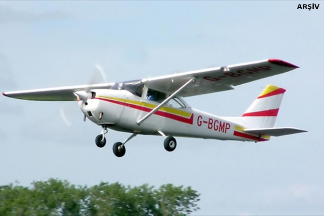 ​Kocaeli'nin Kartepe ilçesinde eğitim uçağı düştü