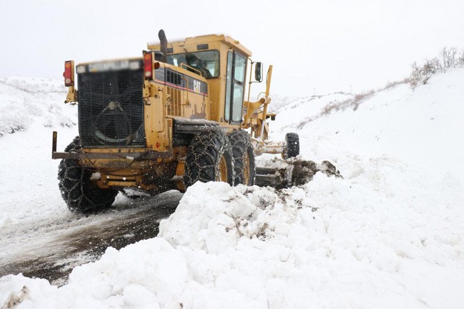 Bingöl'de kapalı köy yolları ulaşıma açılıyor