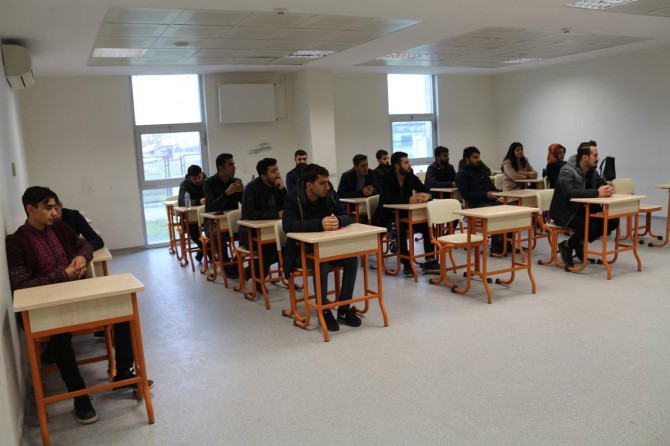 ​Batman Gençlik ve Spor İl Müdürlüğünden girişimcilik kursu