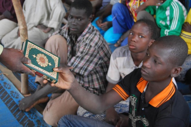 Li 10 welatan 51 hezar Qur’ana Kerîm hat belavkirin