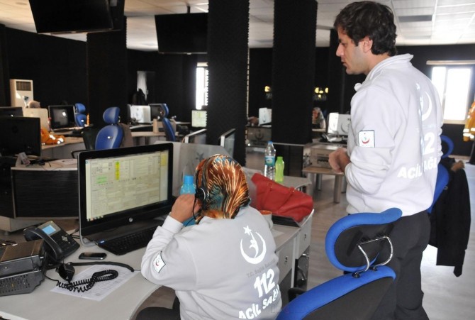 Ji sedî 63yê îxbarên ku li xeta banga bi lez hatin kirin bêesil derketin