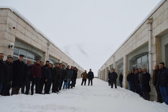Mağdur edilen Bitlis esnafından TOKİ’ye tepki