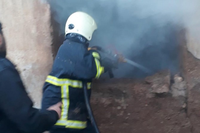 ​Mardin'de çıkan yangında evdeki eşyalar kullanılamaz hale geldi