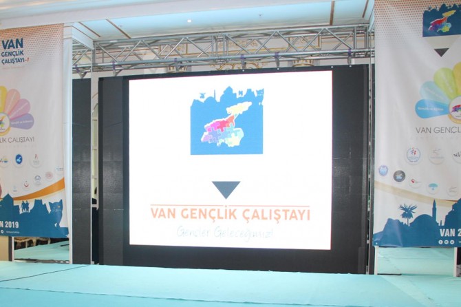 ​Van Gençlik çalıştayının sonuç bildirgesi açıklandı