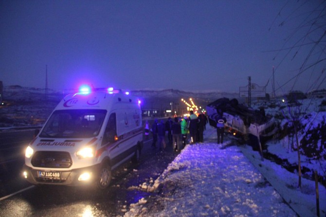 ​Mardin’de gizli buzlanma kaza getirdi: 3 yaralı