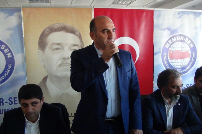 Sizler gören gözümüz işiten kulağımız konuşan dilimiz oldunuz