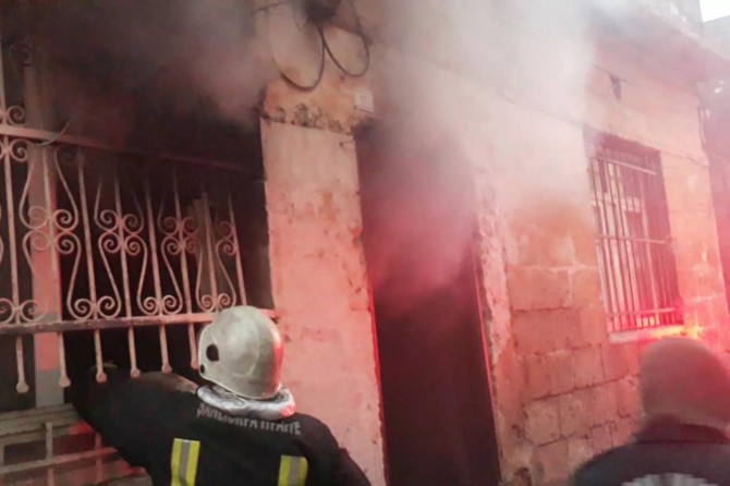 Şanlıurfa'da sigara izmariti yangına neden oldu