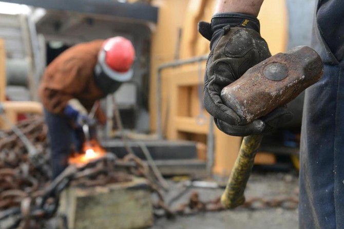 Sanayi üretimi azaldı