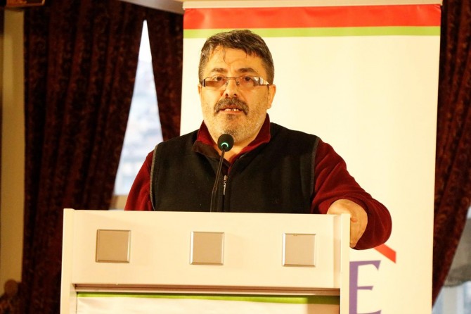 Birileri nasıl bir toplum istediklerini masa başında planlıyor