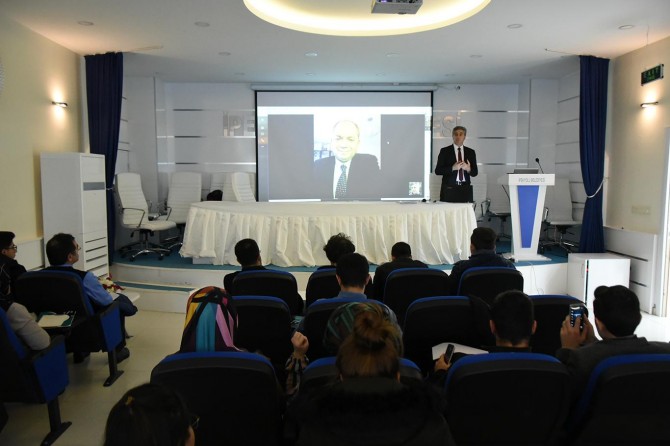 Van'da Teknoloji Trendleri ve Dijital Yolculuk semineri