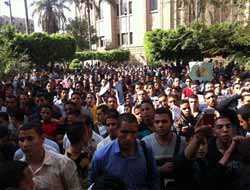 Ezherli Öğrenciler İsrail'i Lanetledi