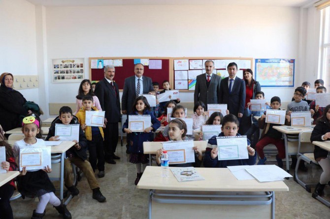 Li 81 bajêran ji 18 milyon xwendekaran qarne hat belavkirin