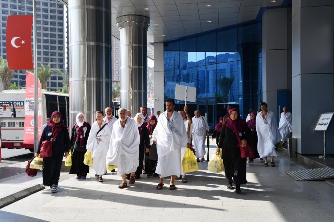 Diyanet: Kesê ku cixare bikşîne dê di organîzasyona hecê de neyê wezîfedarkirin