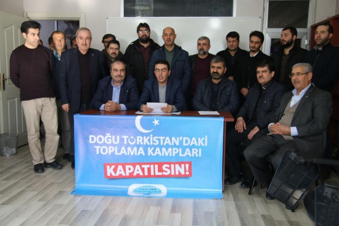 Doğu Türkistanlı kardeşlerimiz reel politik kaygılara kurban edilmemelidir