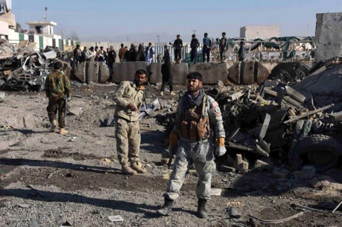 Afganistan'da 120'den fazla asker öldürüldü