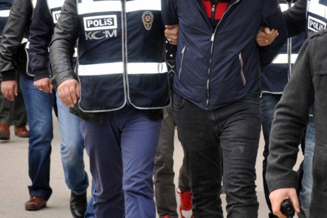 Görevden uzaklaştırılan 4 muhtar gözaltına alındı