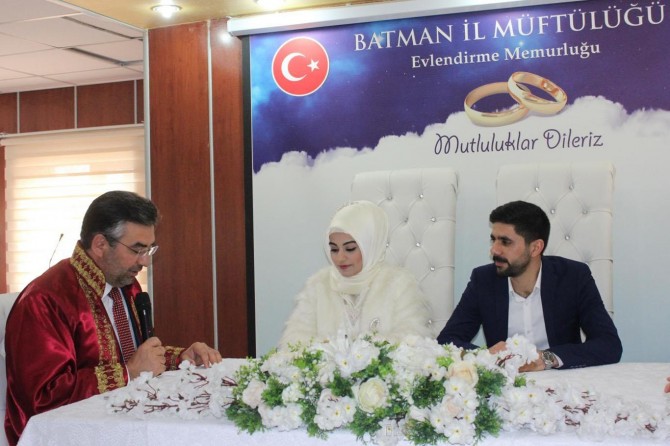 CHP'nin müftülüklere evlendirme yetkisi itirazına AYM’den ret