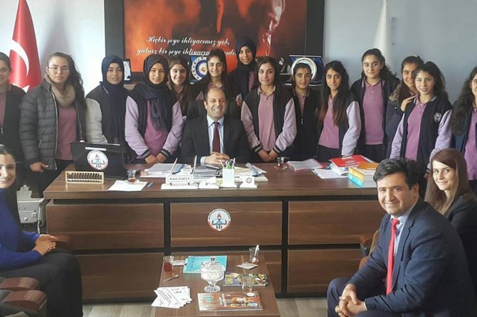 Hilvanlı öğrenciler Avrupa'da