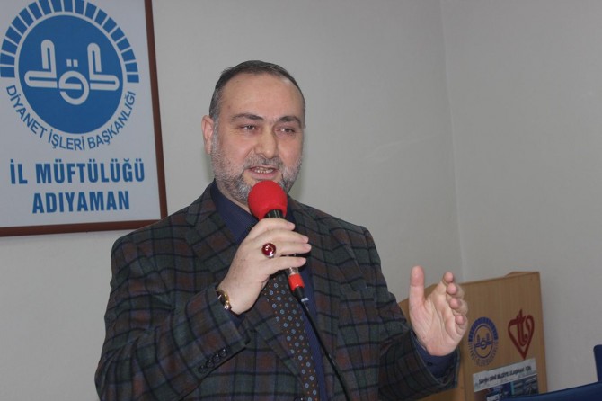 Umre dönüşünde tanınamayacak derecede İslami bir kişilik sahibi olunması gerekir