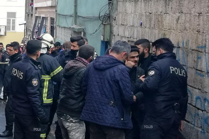 Suriyeli anne ve 2 çocuğunun hayati tehlikesi devam ediyor